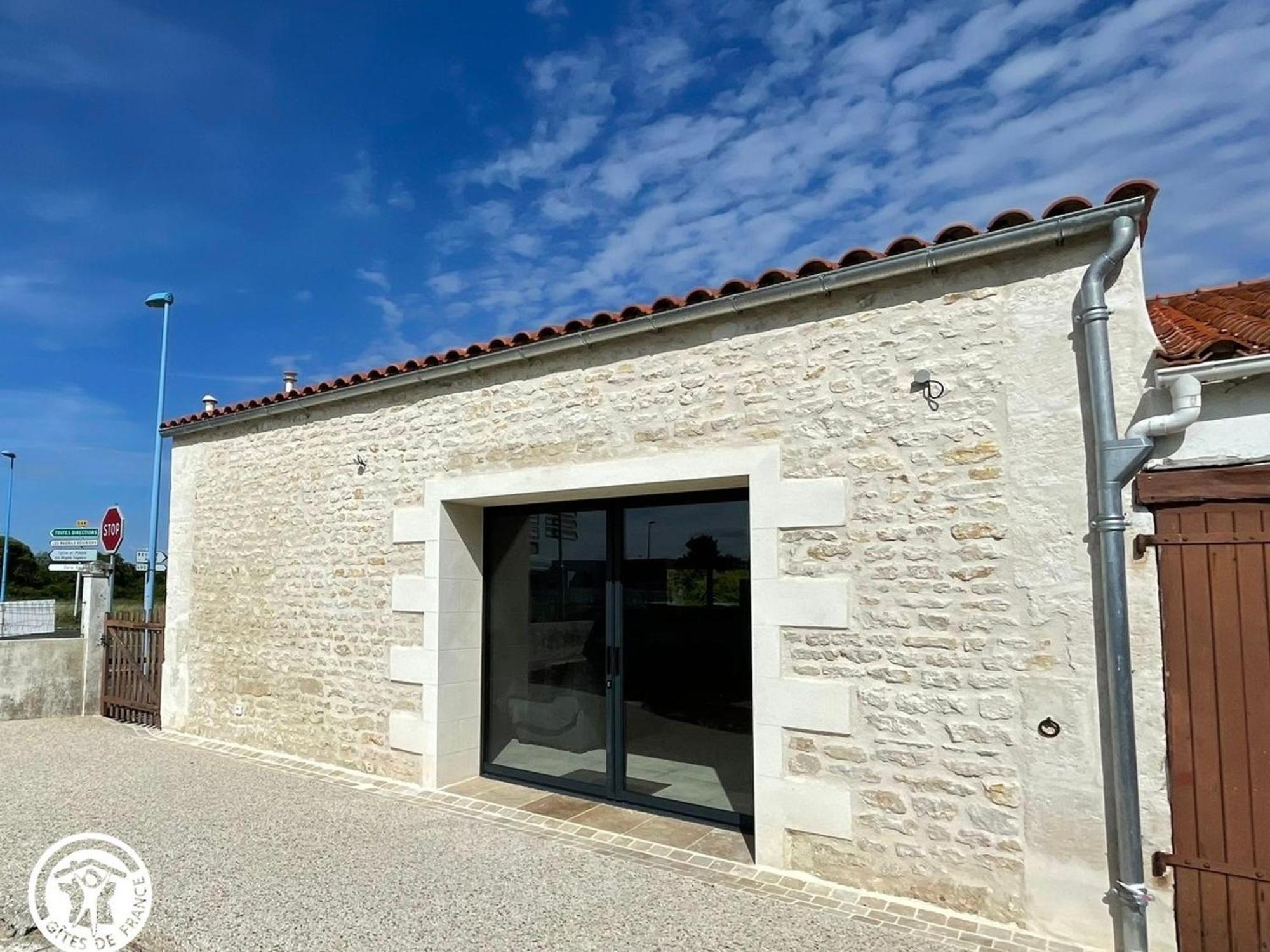 Maison Confortable 6 Pers. - 20Km De La Faute Sur Mer - 67Km Puy Du Fou - Terrasse Et Proximite Routes - Fr-1-426-534 Les Magnils-Reigniers Exterior photo